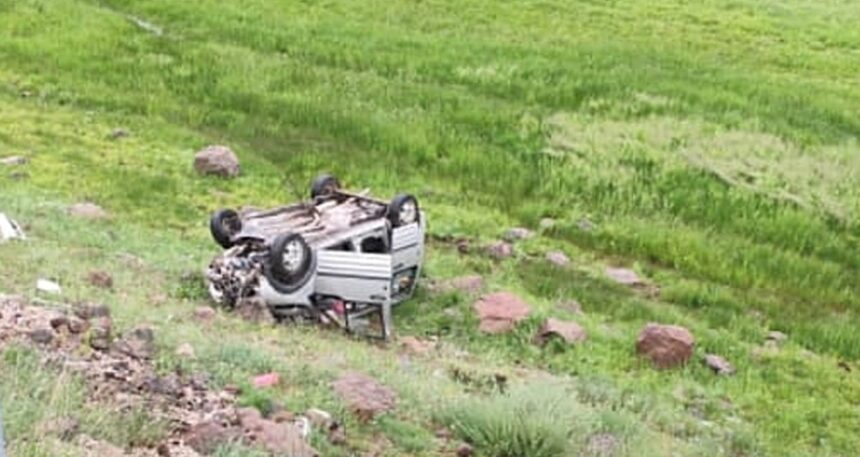 Bingöl’de kamyon ile hafif ticari araç çarpıştı: 1 ölü