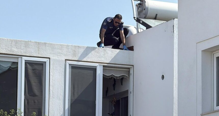 Bodrum’da çatıdan düşen emekli polis hayatını kaybetti