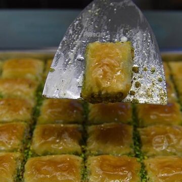 Bu şehirde yaşayanlar dikkat! 20 baklava incelendi 5’inde dışkı çıktı