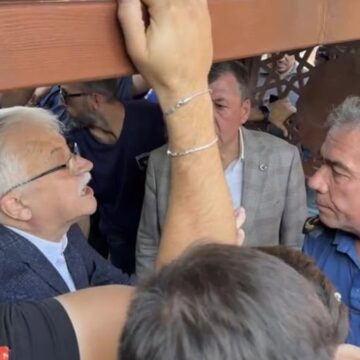 Burhaniye’de gergin saatler