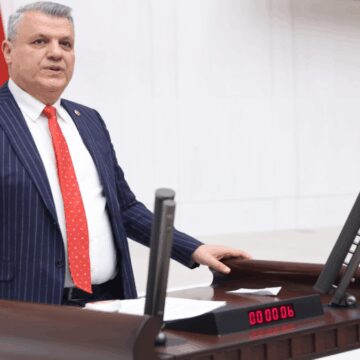 CHP’li Barut: “Yine rant ve talan hırsıyla zeytinliklere göz diktiler”