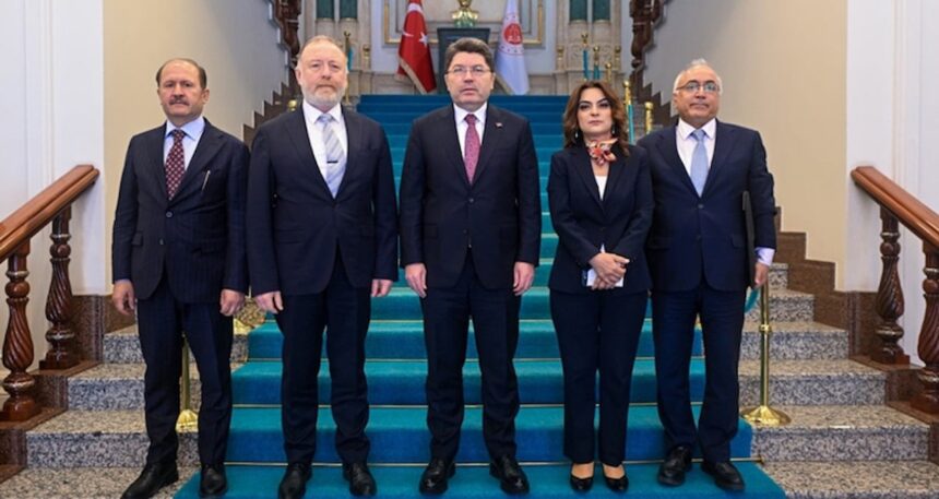 DEM heyeti, Bakan Tunç ile görüşecek