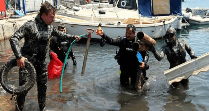 Deniz Market’ten çıkmayan kalmadı: cep telefonu vantilatör, damacana su, plastik sandalye