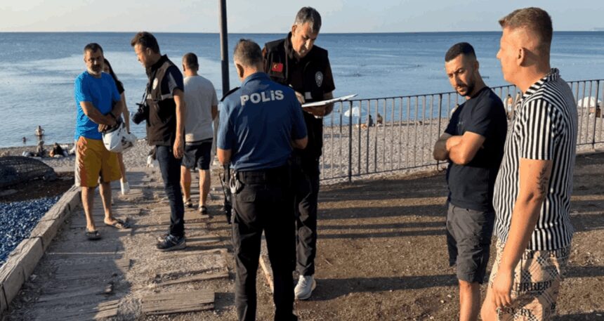 Denizde yüzerken fenalaştı: hastane yolunda can verdi