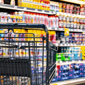 Dev süpermarket zinciri 60’da fazla mağazasını kapatıyor