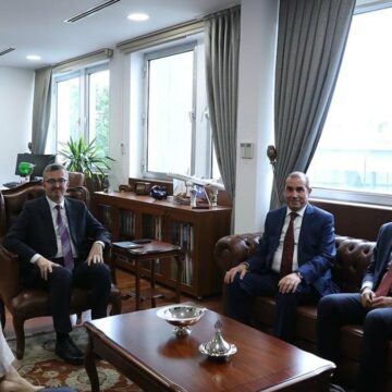 disisleri-bakan-yardimcisi-duran-irak-buyukelcisi-ile-gorustu-B9EQBlIp.jpg Dışişleri Bakan Yardımcısı Duran, Irak Büyükelçisi ile görüştü