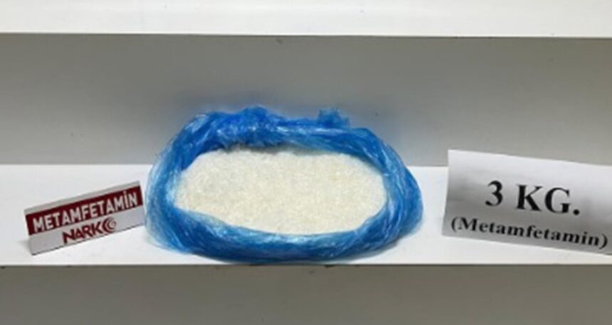Edremit’te 3 kilo metamfetamin ele geçirildi