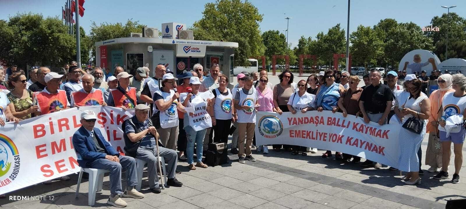 Emeklilerden geçim isyanı: “Ya Geçim Hakkı, Ya Seçim Hakkı!”