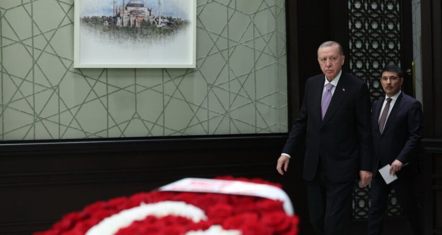 ‘Erdoğan için büyük tehdit’ AKP’nin tahtı sarsılıyor! Yılmaz Özdil tek tek açıkladı