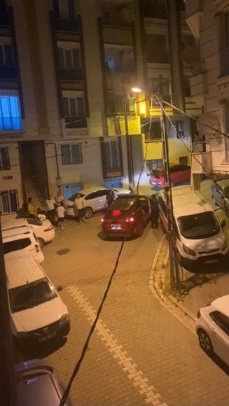 Esenyurt'ta tekel bayisini kurşunladılar