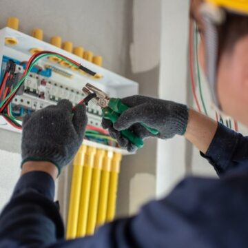 Eve elektrikçi çağırırken hiç dikkat edilmiyordu! Kritik uyarı geldi