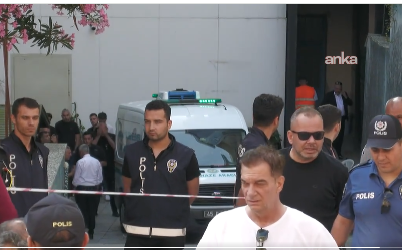 Ferdi Zeyrek'in annesi fenalaştı