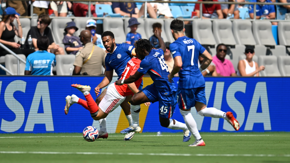Futbolun devlerinin maçı 4 saat 40 dakika sürdü
