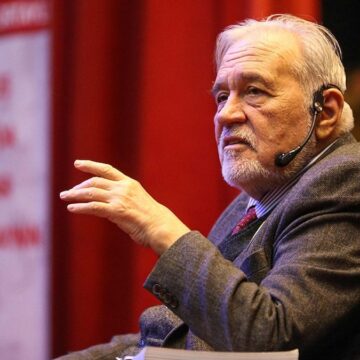 İlber Ortaylı: Ayasofya çökebilir