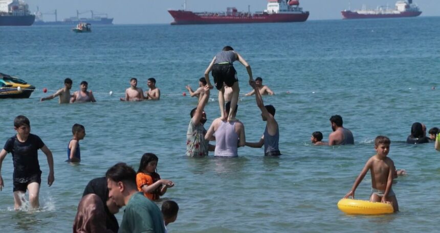 İstanbul’da kalanlar oraya akın etti…