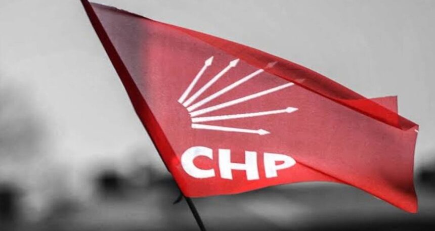 İstifa eden iki milletvekili CHP’ye mi geçiyor?