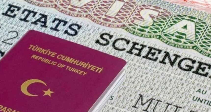İtalya Türk sanatçılarının vize başvurusunu reddetti