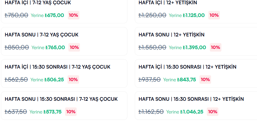 İzmir'de Çin'i aratmayan görüntüler! Aquaparktaki kalabalık gündem oldu işletmeden pişkin açıklama geldi