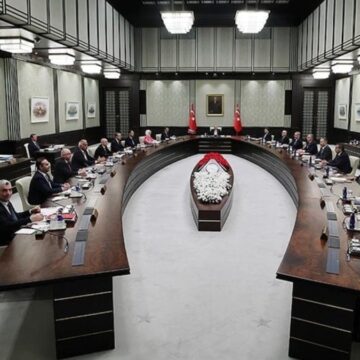 Kabine’de büyük değişim iddiası: İşte yeri garanti olan tek bakan