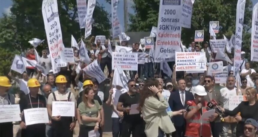 Kademeli emeklilik bekleyenler Kadıköy’de iktidara seslendi