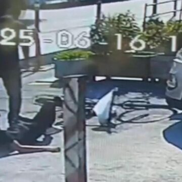 kadin-profiliyle-kendisiyle-konustugunu-ogrendi-17-yasindaki-genc-arkadasini-oldurdu-qrp1ShLO.jpg Kadın profiliyle kendisiyle konuştuğunu öğrendi; 17 yaşındaki genç arkadaşını öldürdü