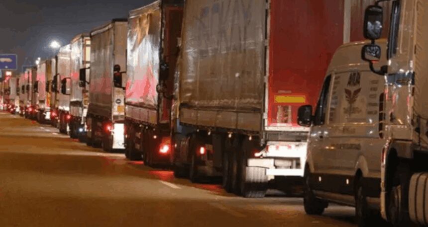Kapıkule’deki iki tırda 212 kilo uyuşturucu yakalandı
