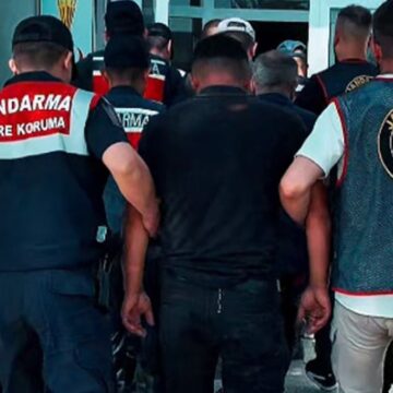 Kayseri’de köpek dövüştüren 8 şüpheli yakayı ele verdi