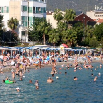 Kemer’de haziranda doluluk yüzde 90’ı buldu