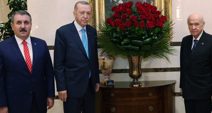 Küçük ortaktan ittifakına sert mesaj