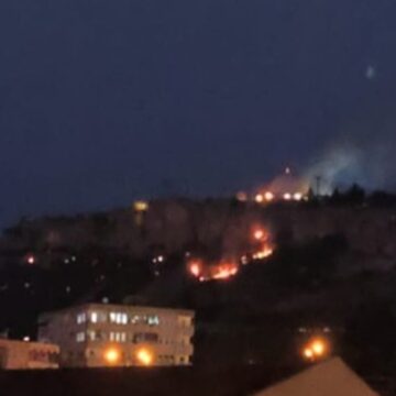 Mardin Kalesi eteklerinde peş peşe yangınlar
