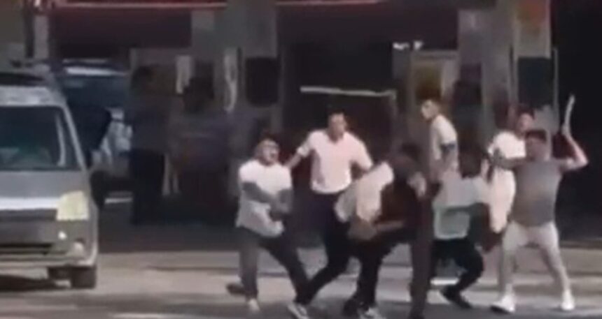 Mersin’de sopalı kavga: 3 yaralı