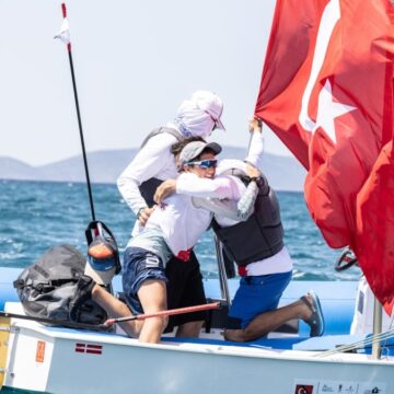 Milli yelkencilerden iki madalya