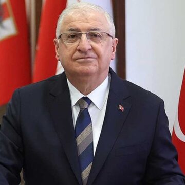 msb-personeli-neden-turgev-brosuru-dagitti-SPsUiNaF.jpg MSB personeli neden TÜRGEV broşürü dağıttı