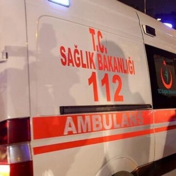 Otomobil ile motosiklet kaza yaptı, 2 kardeş can verdi
