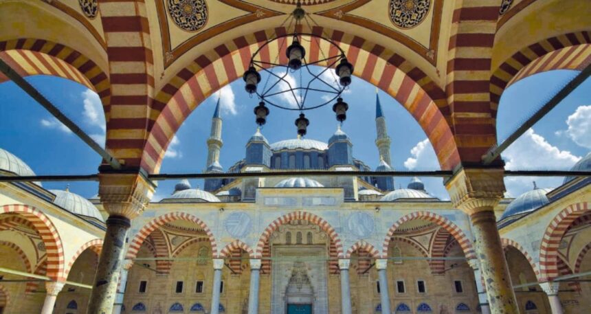 Selimiye Camii’nde hat krizi çıktı