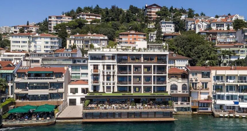 Sosyete balıkçılarına yıkım kararı: Bebek Oteli de kaçamadı