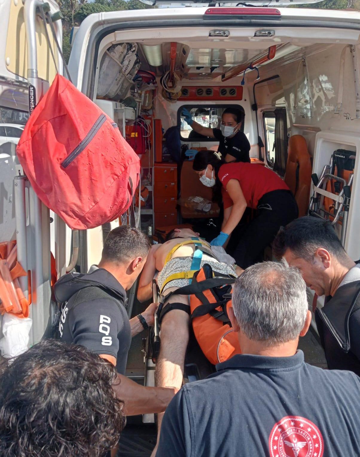 SUP board yaparken denizde fenalaştı ölümle burun buruna geldi