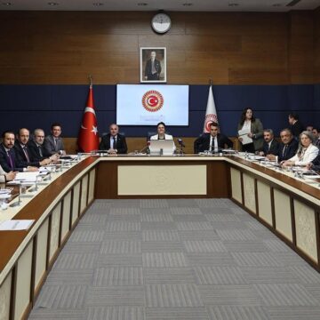 TBMM İnsan Haklarını İnceleme Komisyonu’nda muhalefet yok sayıldı!