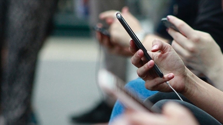 Telefonunuzdan silin: İşte haberiniz olmadan kartınızdan para çeken 9 uygulama