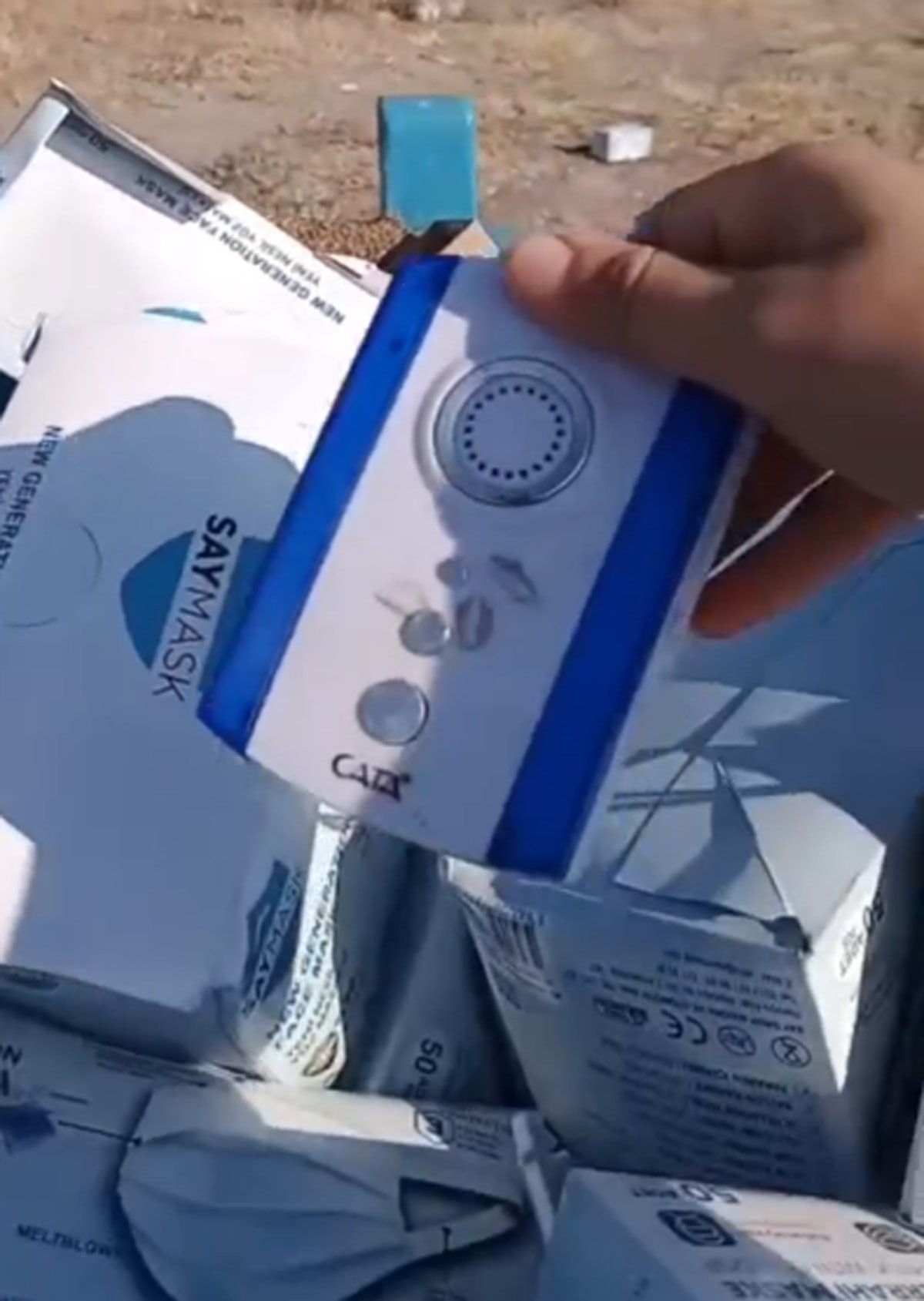 Tepki çeken görüntüler! Binlerce maske, eldiven ve acil durum çağrı butonu çöpe atıldı
