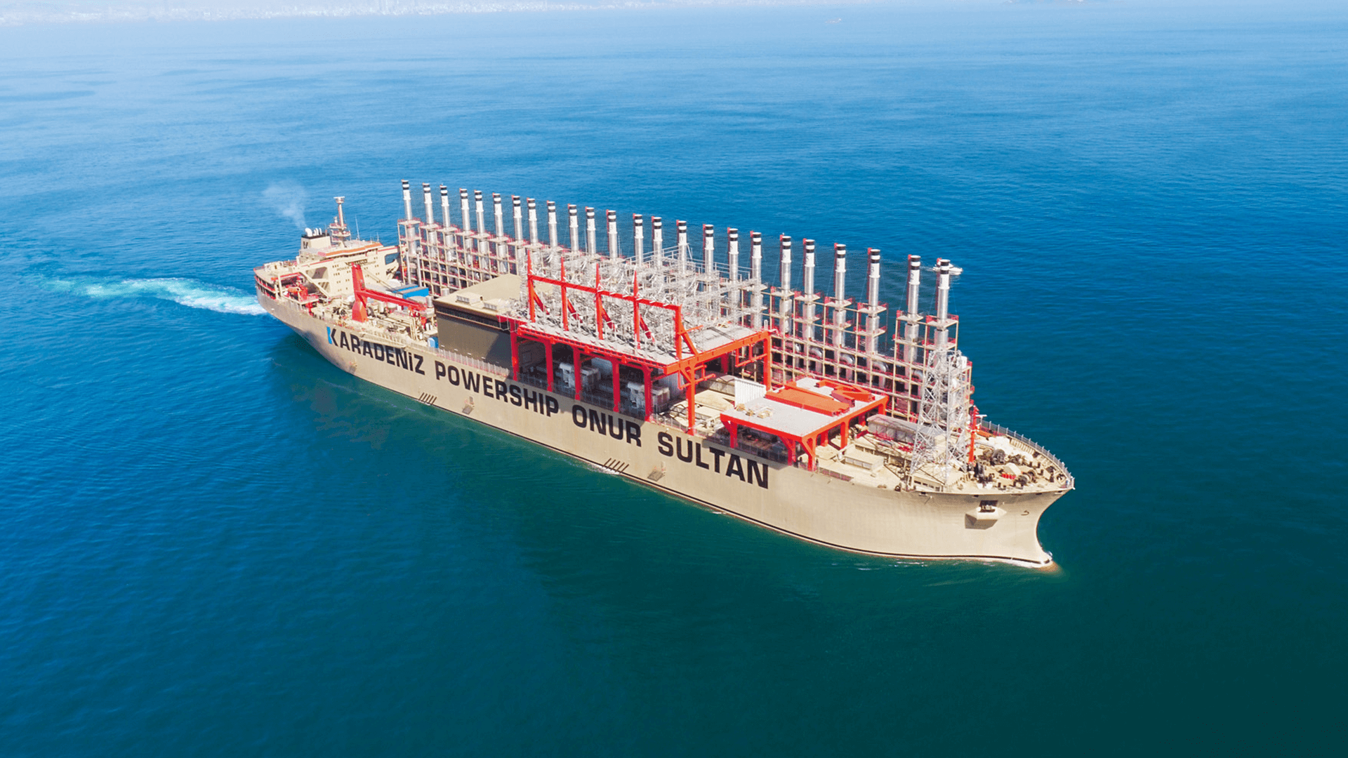 Türk şirketine borcunu ödemeyen ülkede elektrikler kesilecek