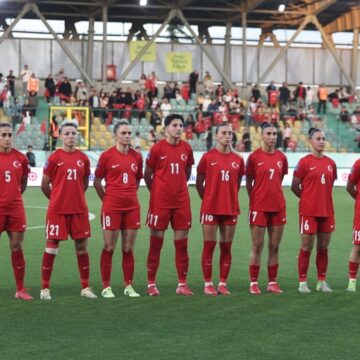 Türkiye, deplasmanda Yunanistan’ı mağlup etti