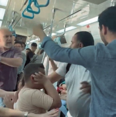 Türkiye'nin konuştuğu 'Mavi Gömlekli' Marmaray'da o gün ne yaşandığını anlattı