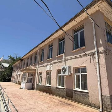 Yarım daire parasına 35 yataklı hastane