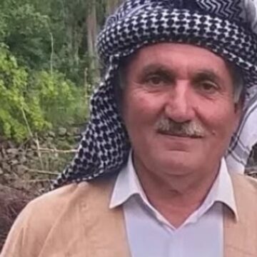 Yılanın ısırdığı eski muhtar can verdi