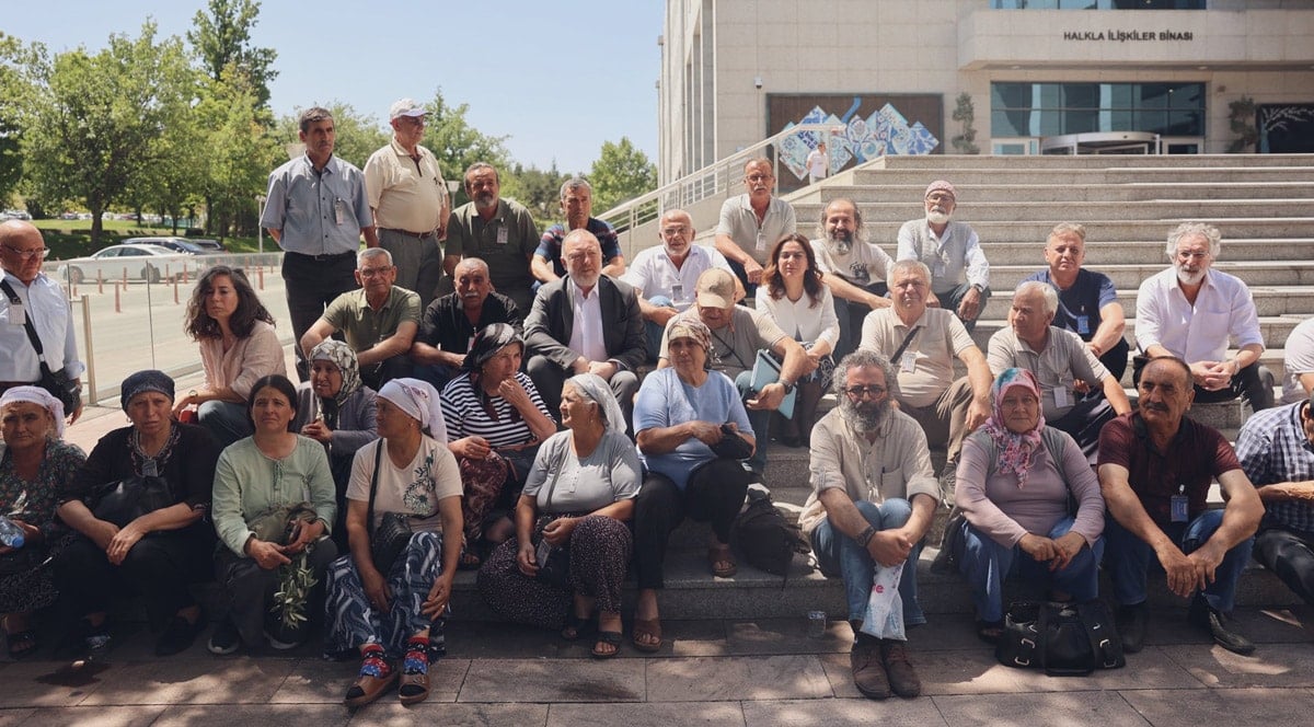Zeytin köylüsü açlıktan ölür