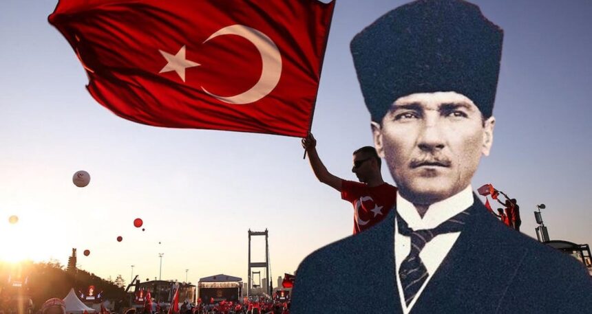 15 Temmuz törenlerinde Atatürk bayrağı krizi! Bakanlıktan açıklama geldi