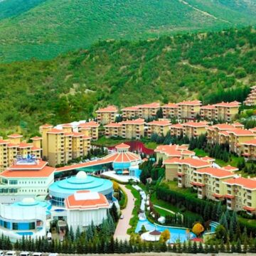 AKP’nin kamp yaptığı otel Aktaş’ın ortağının