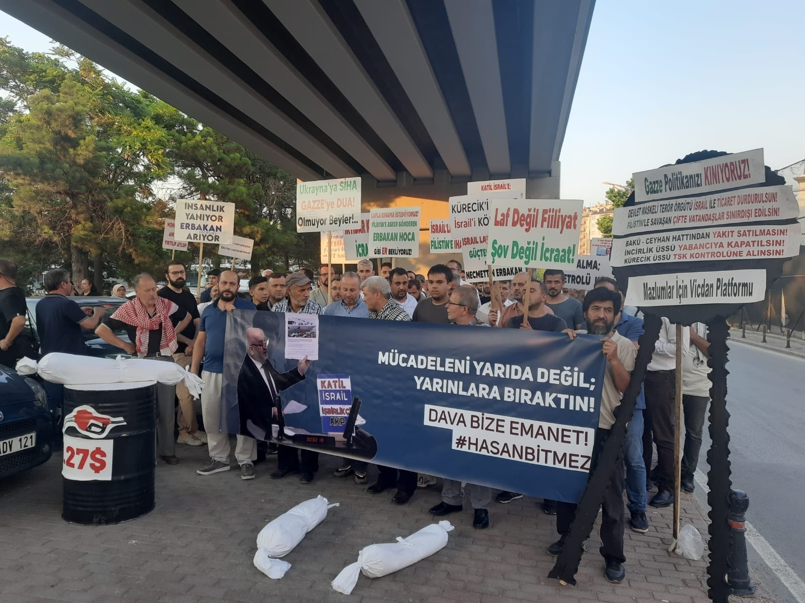 AKP’ye kalesinde şok protesto