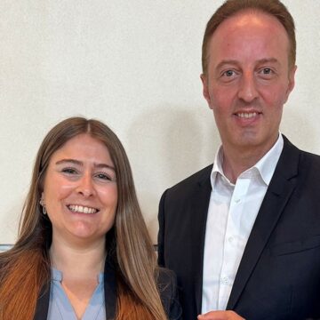 Almanya’da 2 Türk’e kritik görev verildi